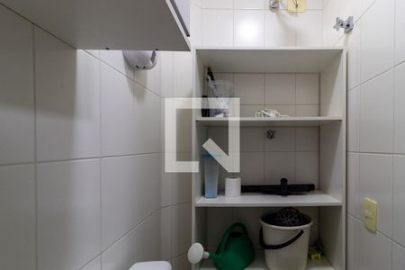 Apartamento para alugar com 145m², 3 quartos e 2 vagasBanheiro de Serviço