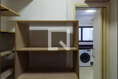 Apartamento para alugar com 145m², 3 quartos e 2 vagasQuarto de Serviço