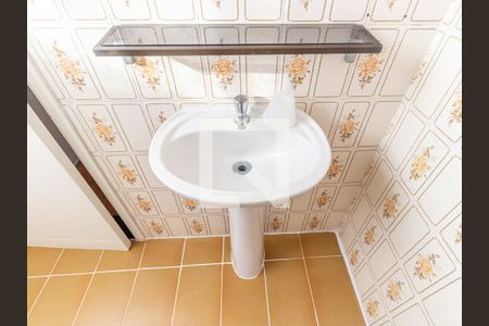 Casa para alugar com 150m², 2 quartos e 8 vagas Casa para alugar com 150m², 2 quartos e 8 vagasBanheiro 1