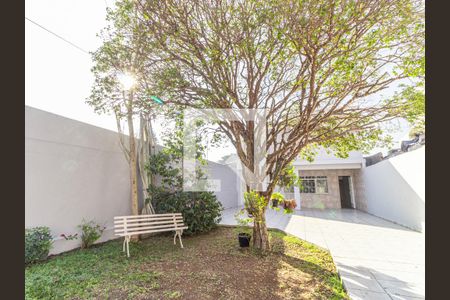 Casa para alugar com 150m², 2 quartos e 8 vagas Casa para alugar com 150m², 2 quartos e 8 vagasÁrea Externa