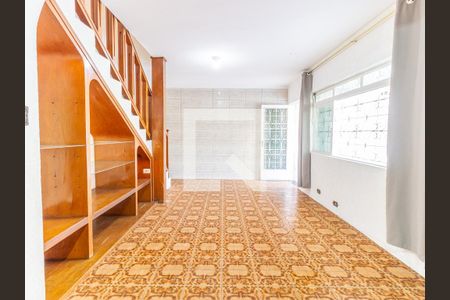 Sala de casa para alugar com 2 quartos, 150m² em Água Rasa, São Paulo