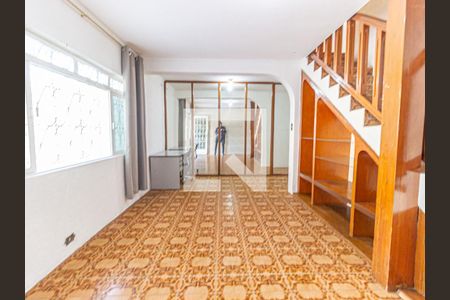 Sala de casa para alugar com 2 quartos, 150m² em Água Rasa, São Paulo