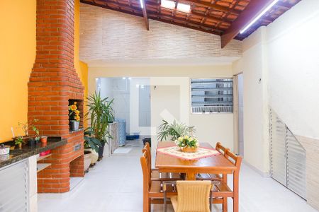 Casa à venda com 300m², 3 quartos e 8 vagasChurrasqueira