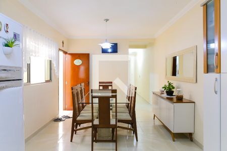 Casa à venda com 300m², 3 quartos e 8 vagasCozinha