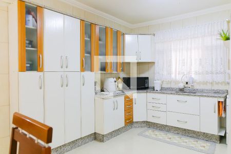 Casa à venda com 300m², 3 quartos e 8 vagasCozinha