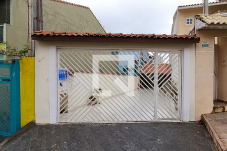 Casa à venda com 300m², 3 quartos e 8 vagasFachada