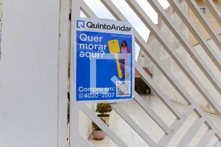 Casa à venda com 300m², 3 quartos e 8 vagasPlaquinha