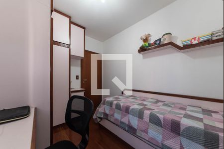 Apartamento à venda com 130m², 4 quartos e 2 vagasQuarto 1