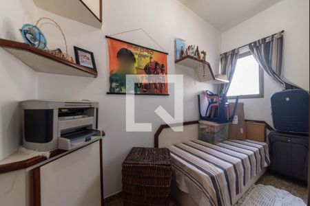Apartamento à venda com 130m², 4 quartos e 2 vagasQuarto 2