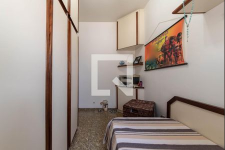 Apartamento à venda com 130m², 4 quartos e 2 vagasQuarto 2