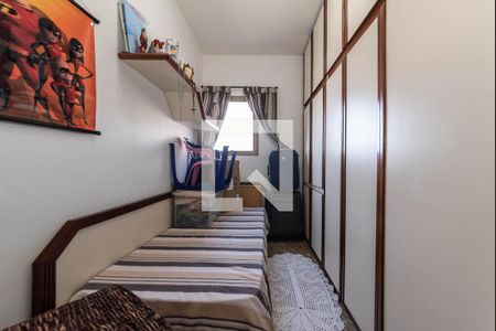 Apartamento à venda com 130m², 4 quartos e 2 vagasQuarto 2