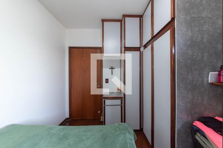 Apartamento à venda com 130m², 4 quartos e 2 vagasQuarto 3