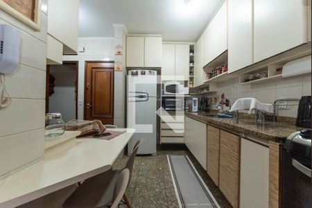 Apartamento à venda com 130m², 4 quartos e 2 vagasCozinha