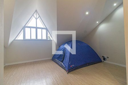 Casa para alugar com 220m², 3 quartos e 4 vagas Casa para alugar com 220m², 3 quartos e 4 vagasSuíte 3
