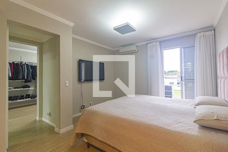 Suíte master de casa para alugar com 3 quartos, 220m² em Pilarzinho, Curitiba