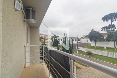 Casa para alugar com 220m², 3 quartos e 4 vagas Casa para alugar com 220m², 3 quartos e 4 vagasSacada