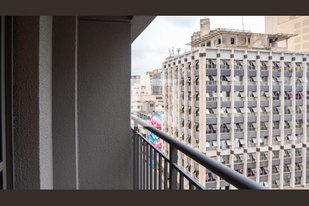 Varanda de kitnet/studio à venda com 1 quarto, 24m² em República, São Paulo