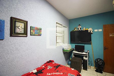 Casa à venda com 188m², 4 quartos e 2 vagasQuarto 2 