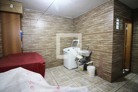 Casa à venda com 188m², 4 quartos e 2 vagasLavanderia