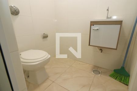 Banheiro de kitnet/studio à venda com 1 quarto, 23m² em Praia de Belas, Porto Alegre