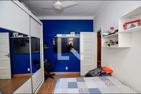 Quarto de casa de condomínio à venda com 2 quartos, 138m² em Ingá, Niterói