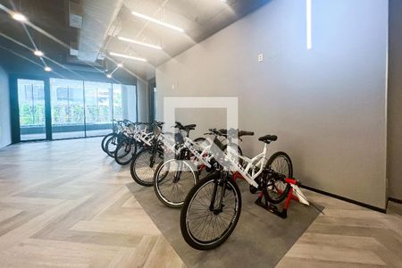 Studio para alugar com 34m², 1 quarto e sem vaga Studio para alugar com 34m², 1 quarto e sem vagaÁrea comum - Bicicletário