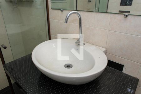 Apartamento à venda com 65m², 3 quartos e 1 vaga Apartamento à venda com 65m², 3 quartos e 1 vagaBanheiro