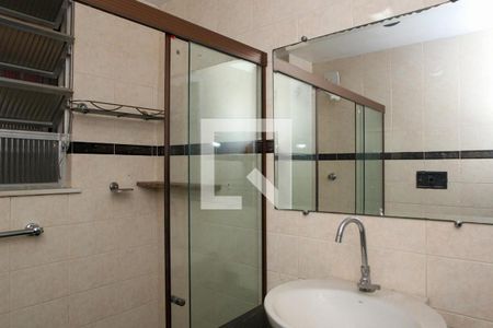 Apartamento à venda com 65m², 3 quartos e 1 vaga Apartamento à venda com 65m², 3 quartos e 1 vagaBanheiro