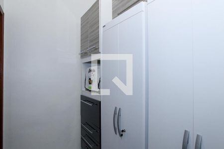 Casa de condomínio à venda com 119m², 2 quartos e 1 vaga Casa de condomínio à venda com 119m², 2 quartos e 1 vagaQuarto de Serviço