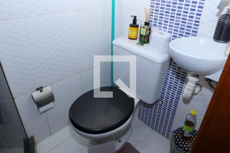 Casa de condomínio à venda com 119m², 2 quartos e 1 vaga Casa de condomínio à venda com 119m², 2 quartos e 1 vagaBanheiro