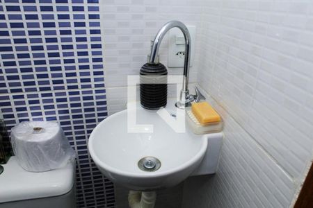 Casa de condomínio à venda com 119m², 2 quartos e 1 vaga Casa de condomínio à venda com 119m², 2 quartos e 1 vagaBanheiro