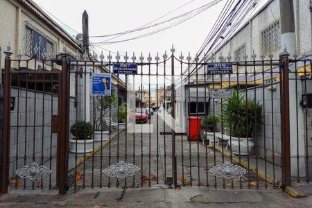 Casa de condomínio à venda com 119m², 2 quartos e 1 vaga Casa de condomínio à venda com 119m², 2 quartos e 1 vagaFachada