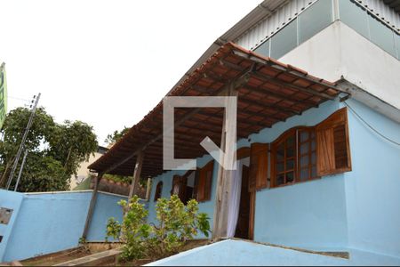 Casa à venda com 420m², 3 quartos e 4 vagasQuintal