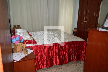 Casa à venda com 420m², 3 quartos e 4 vagasSuíte 2