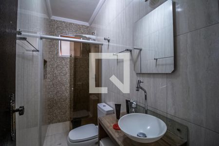 Banheiro  de casa para alugar com 4 quartos, 226m² em Minascaixa, Belo Horizonte