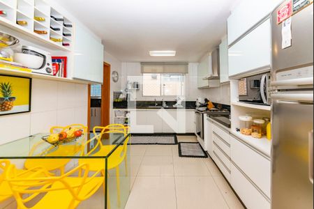 Apartamento à venda com 140m², 4 quartos e 3 vagasCozinha