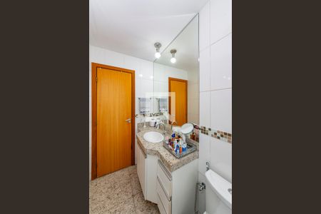 Apartamento à venda com 140m², 4 quartos e 3 vagasBanheiro da Suíte