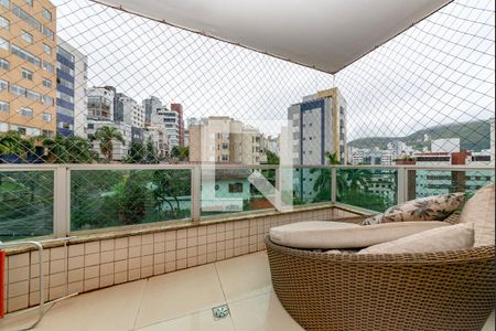 Apartamento à venda com 140m², 4 quartos e 3 vagasVaranda da Suíte
