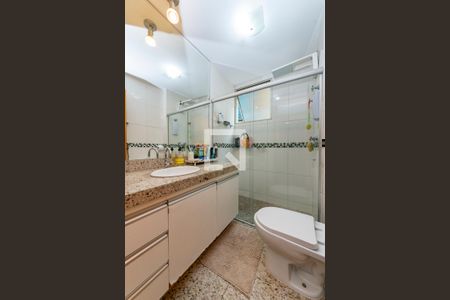 Apartamento à venda com 140m², 4 quartos e 3 vagasBanheiro Social