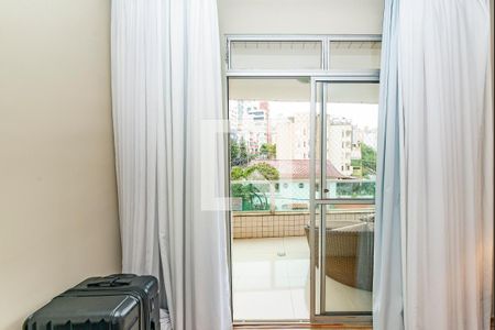 Apartamento à venda com 140m², 4 quartos e 3 vagasVaranda da Suíte