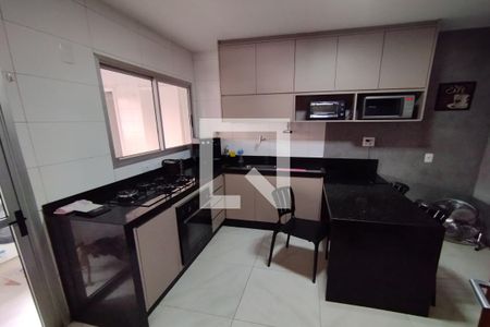 Apartamento para alugar com 104m², 3 quartos e 2 vagasCozinha