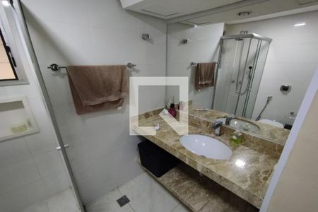 Apartamento para alugar com 104m², 3 quartos e 2 vagasBanheiro 