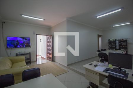Sala de casa à venda com 2 quartos, 180m² em Vila Brasil, São Paulo