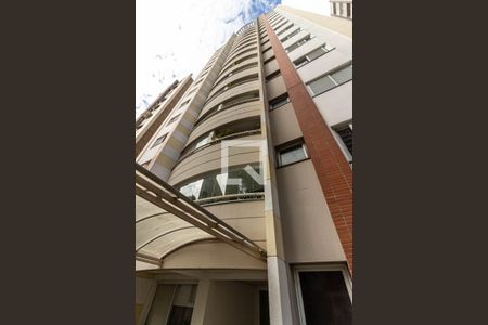 Apartamento à venda com 67m², 3 quartos e 2 vagasFachada