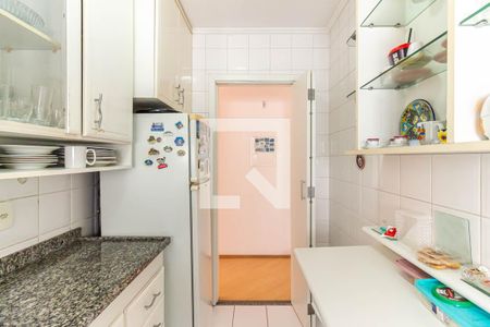 Apartamento à venda com 67m², 3 quartos e 2 vagasCozinha