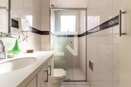 Apartamento à venda com 67m², 3 quartos e 2 vagasSuíte 1 - Banheiro