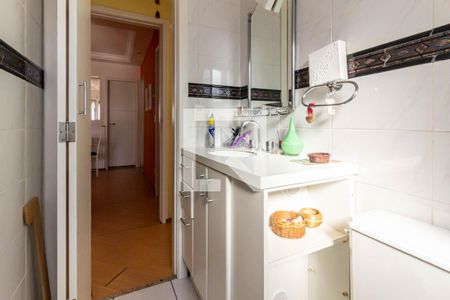 Apartamento à venda com 67m², 3 quartos e 2 vagasSuíte 1 - Banheiro