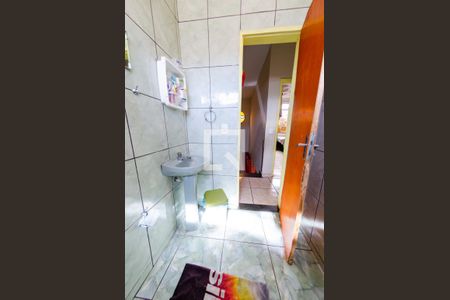 Casa à venda com 102m², 2 quartos e 1 vaga Casa à venda com 102m², 2 quartos e 1 vagaBanheiro 2