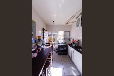 Casa à venda com 102m², 2 quartos e 1 vaga Casa à venda com 102m², 2 quartos e 1 vagaCozinha