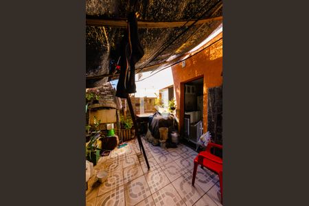 Casa à venda com 102m², 2 quartos e 1 vaga Casa à venda com 102m², 2 quartos e 1 vagaÁrea de serviço